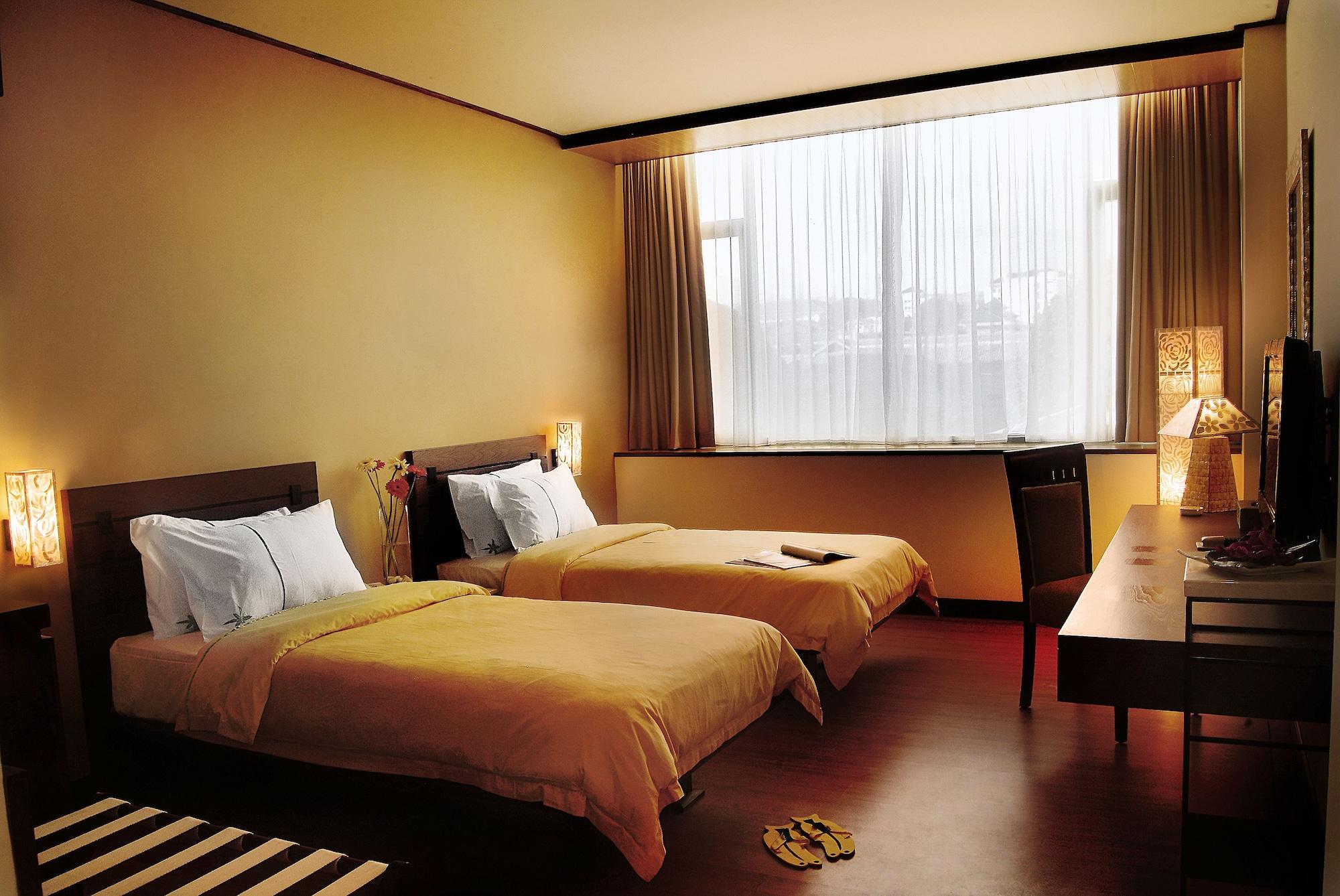 Banana Inn By Kagum Hotels Bandung Exterior foto