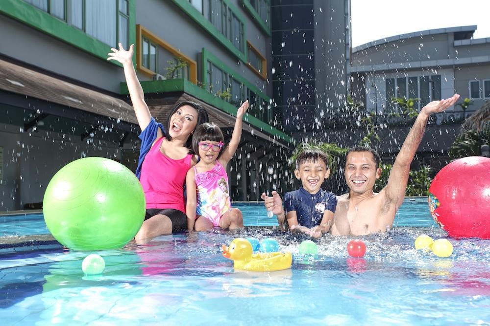 Banana Inn By Kagum Hotels Bandung Exterior foto