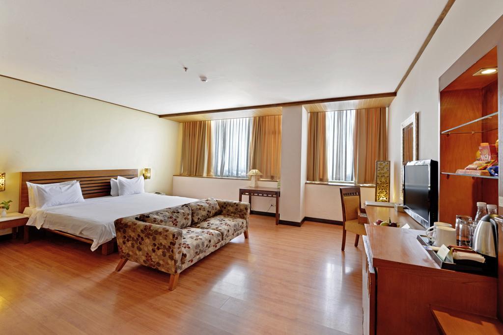 Banana Inn By Kagum Hotels Bandung Exterior foto